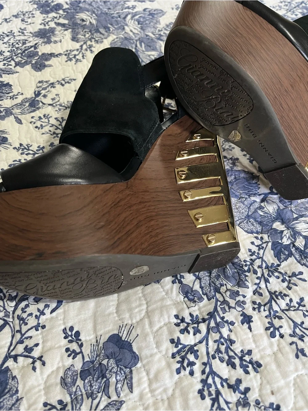 Gianni Bini Black Platform Wedge Sandals with Gold Accents